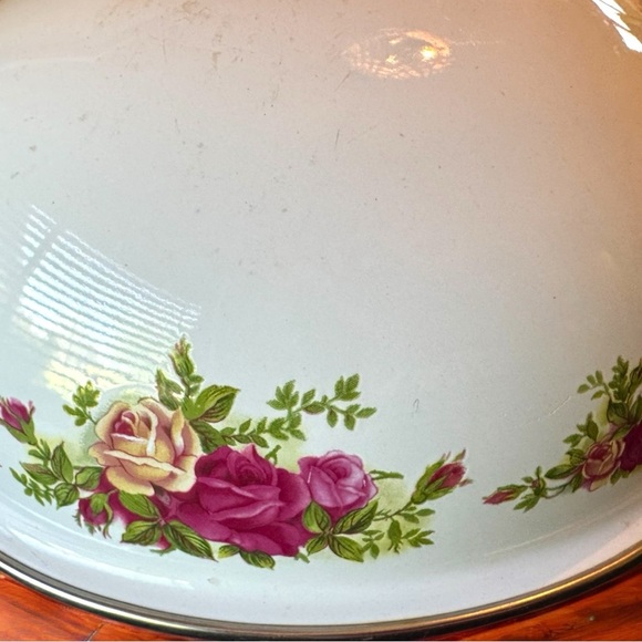 VINTAGE Royal Albert Old Country Roses Enamel Mixing Bowl 1962 Large Floral Bowl - Picture 8 of 12